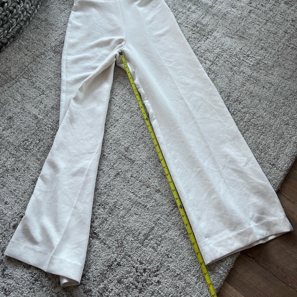 Aritzia Wilfred Pageturner Cream Halter Kapanese Crepe Jumpsuit Sz 8 - Picture 12 of 16